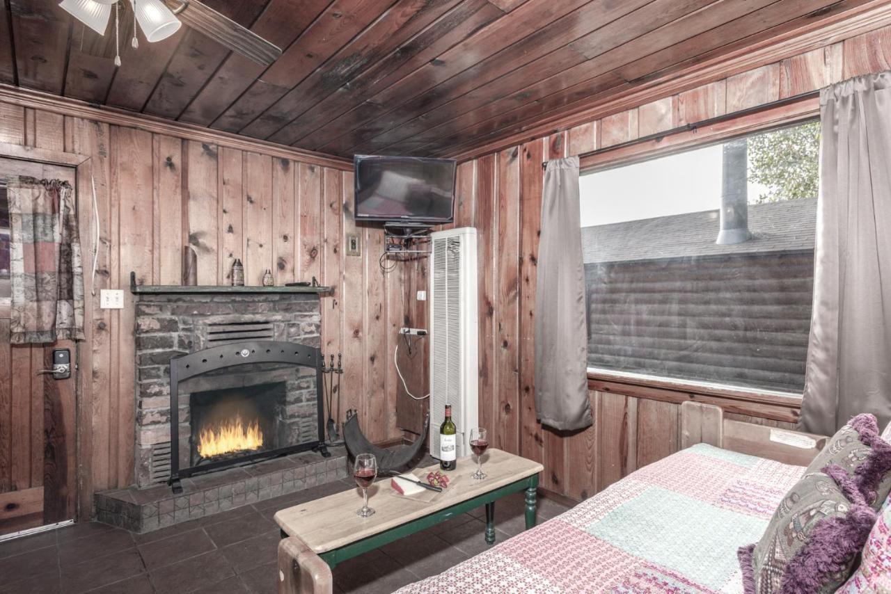 Cozy Cabin, 2 Bedrooms, Fireplace, Midtown, Sleeps 5 Ruidoso Exterior foto